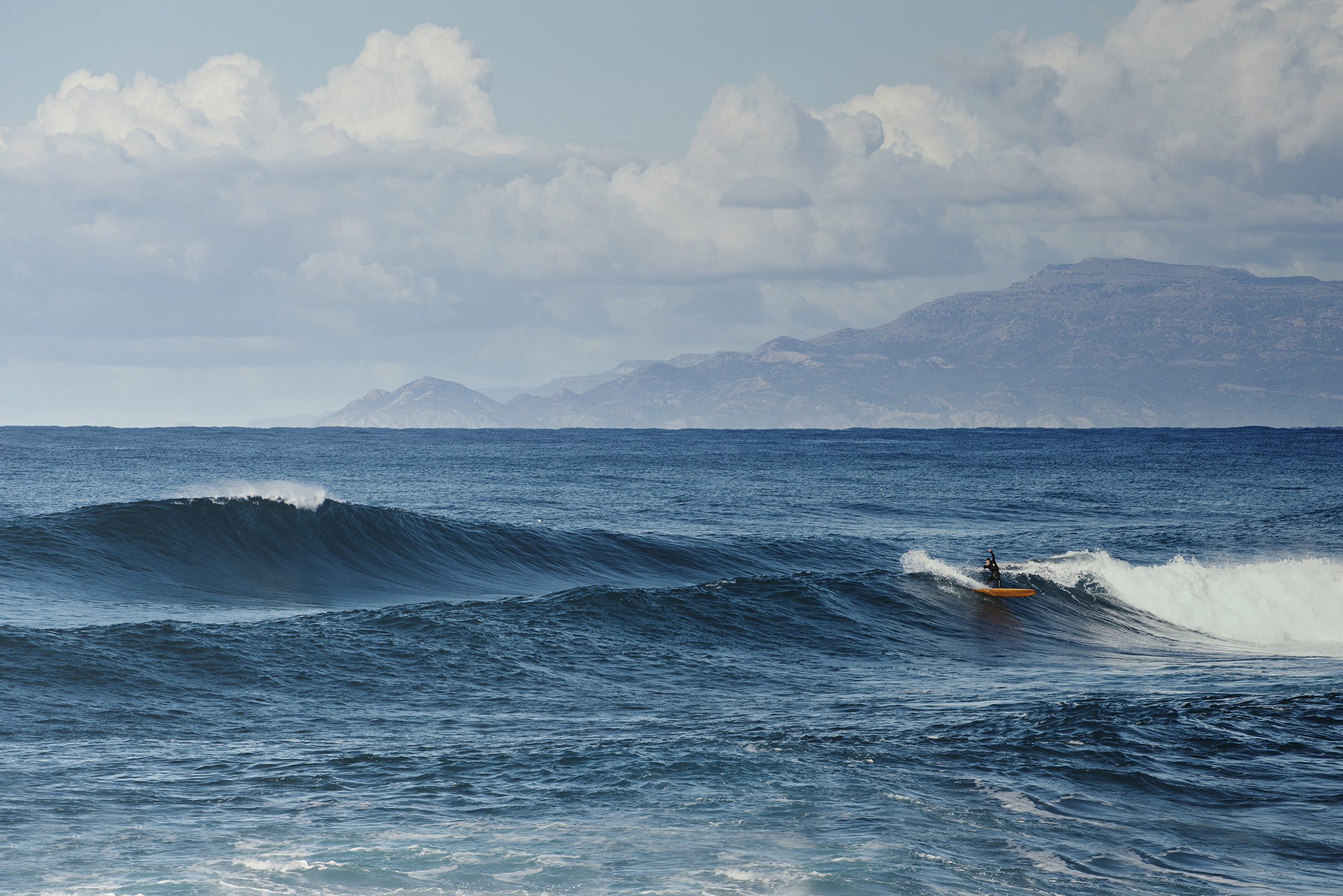 Surf in Sardinia photo: Andrea Bianchi